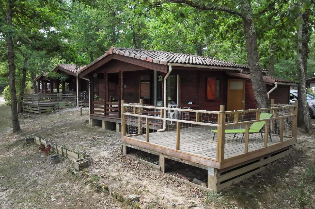 Camping Les Lacs D'Armagnac Bretagne-d'Armagnac Eksteriør billede