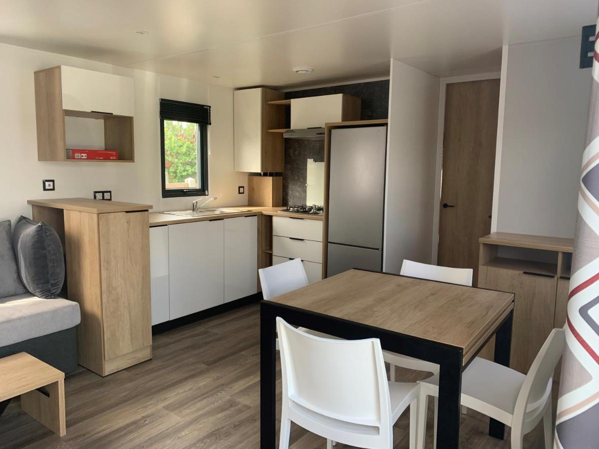 Camping Les Lacs D'Armagnac Bretagne-d'Armagnac Eksteriør billede