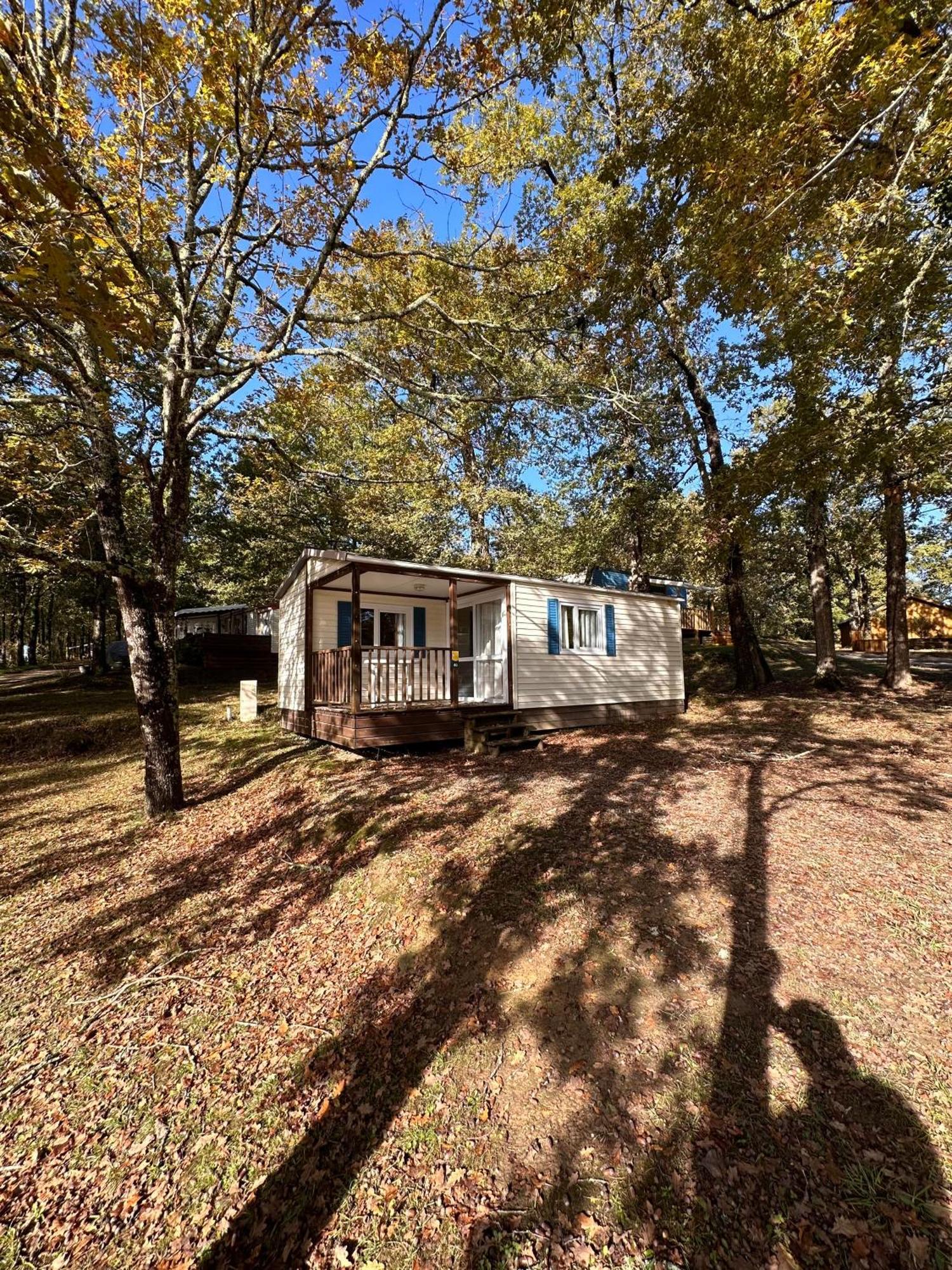 Camping Les Lacs D'Armagnac Bretagne-d'Armagnac Eksteriør billede